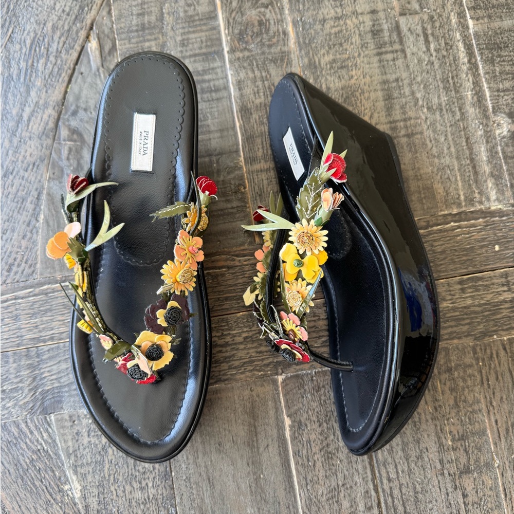 PRADA VINTAGE SLIDES